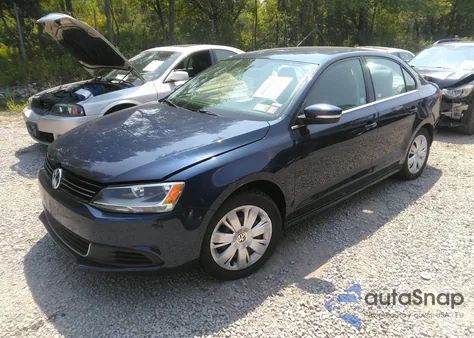 2013 Volkswagen Jetta 2.5L Se from USA, damaged, VIN 3VWDP7AJ8DM382856